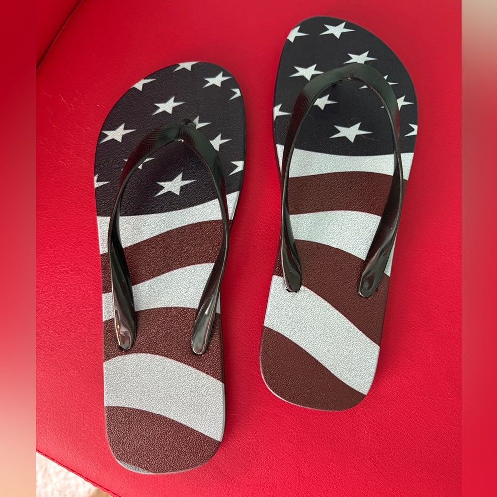 Patriotic American Flag Flip Flop Sandals - Red/white and blue
